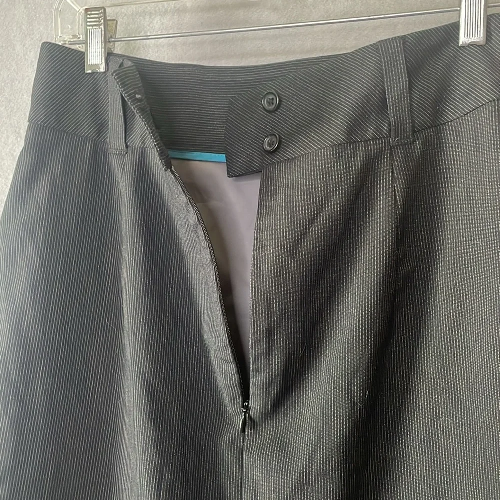 Banana Republic Women's Wool + Elastane Pin Stripe Pencil Skirt Black Size 6 - Picture 4 of 7
